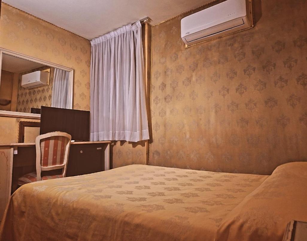 Hotel Lux Venedig Exteriör bild