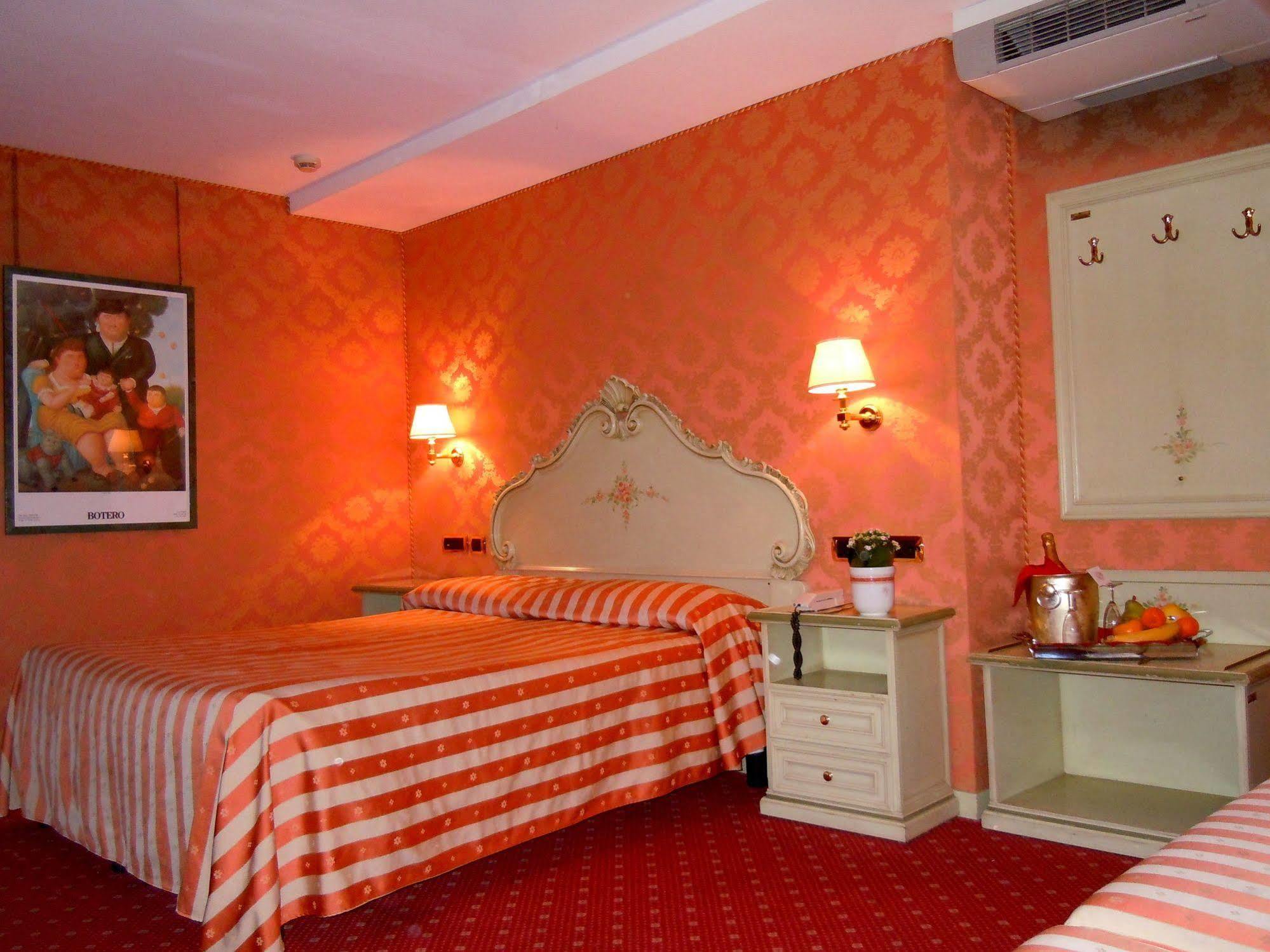 Hotel Lux Venedig Exteriör bild